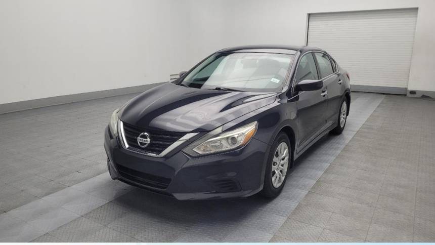 2017 Nissan Altima 2.5 S — Sedan — 92,187 mi — Knoxville, TN