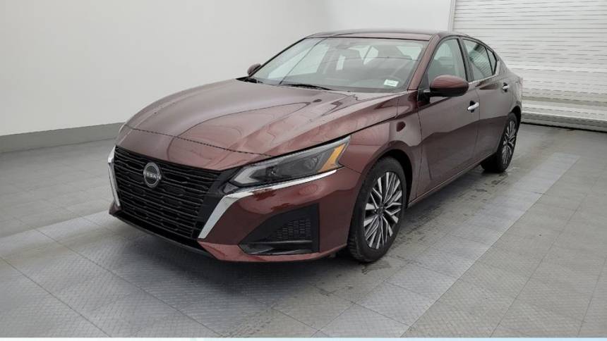 2023 Nissan Altima SV — Sedan — 33,213 mi — Bradenton, FL