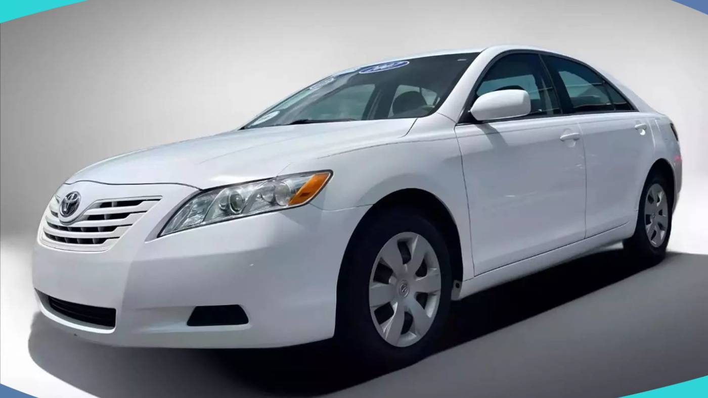2007 Toyota Camry LE — Sedan — 71,965 mi — Ellenwood, GA