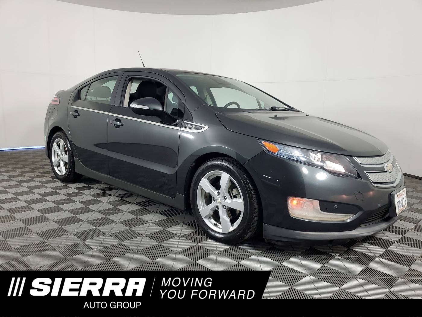 2014 Chevrolet Volt Base — Sedan — 121,674 mi — Monrovia, CA