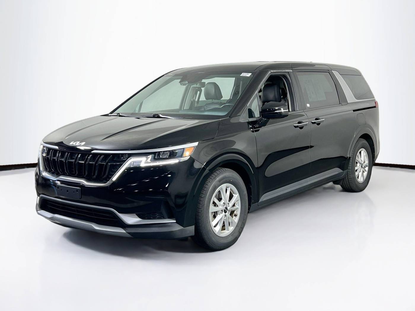 2023 Kia Carnival LXS — Minivan — 22,195 mi — Exton, PA