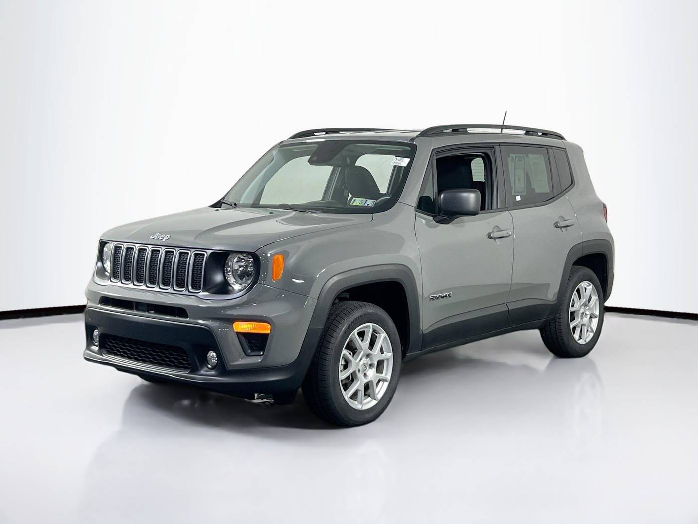 2022 Jeep Renegade Latitude — SUV — 27,040 mi — Exton, PA