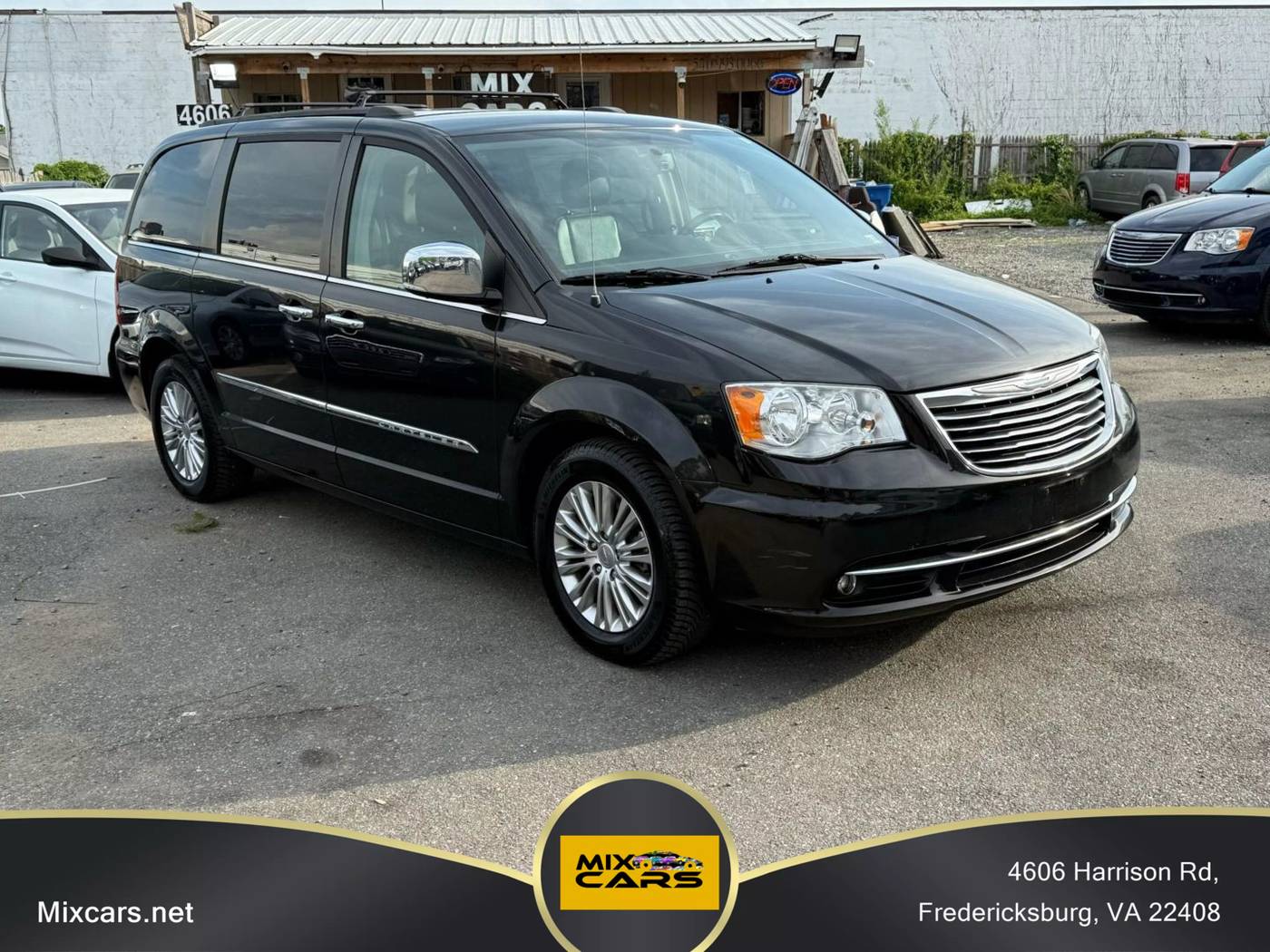 2015 Chrysler Town & Country Touring-L — Minivan — 103,981 mi — Fredricksburg, VA
