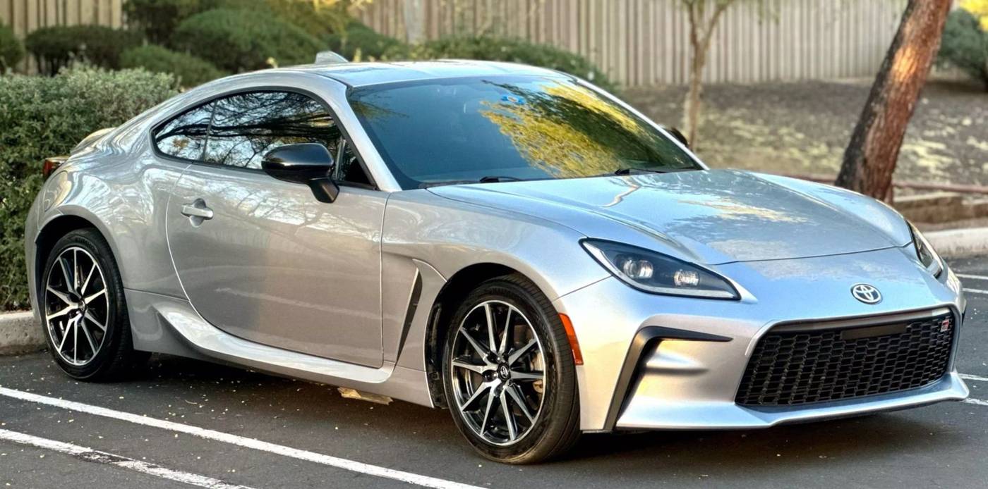 2023 Toyota GR86 Base — Coupe — 23,405 mi — Phoenix, AZ