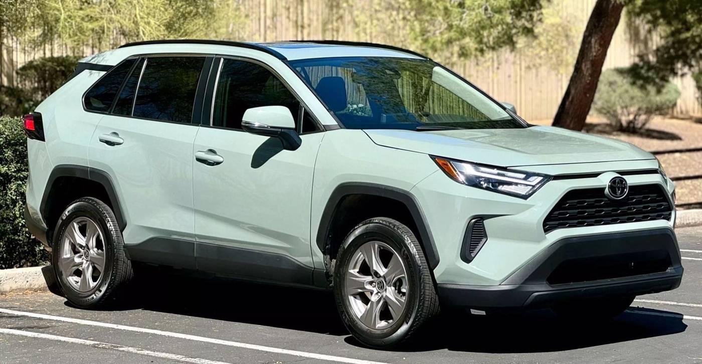 2022 Toyota RAV4 XLE — SUV — 37,250 mi — Phoenix, AZ