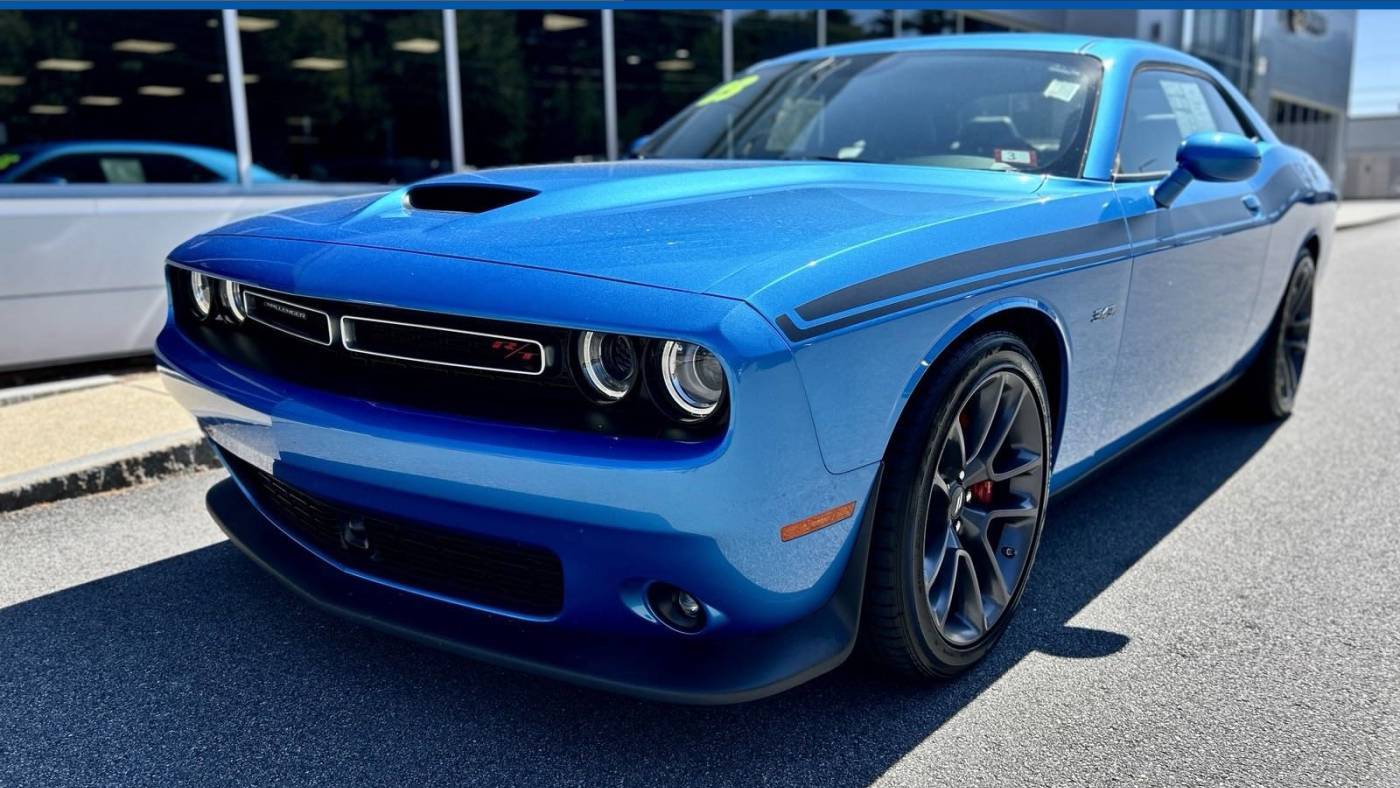 2023 Dodge Challenger R/T — Coupe — 4,254 mi — Manchester, NH