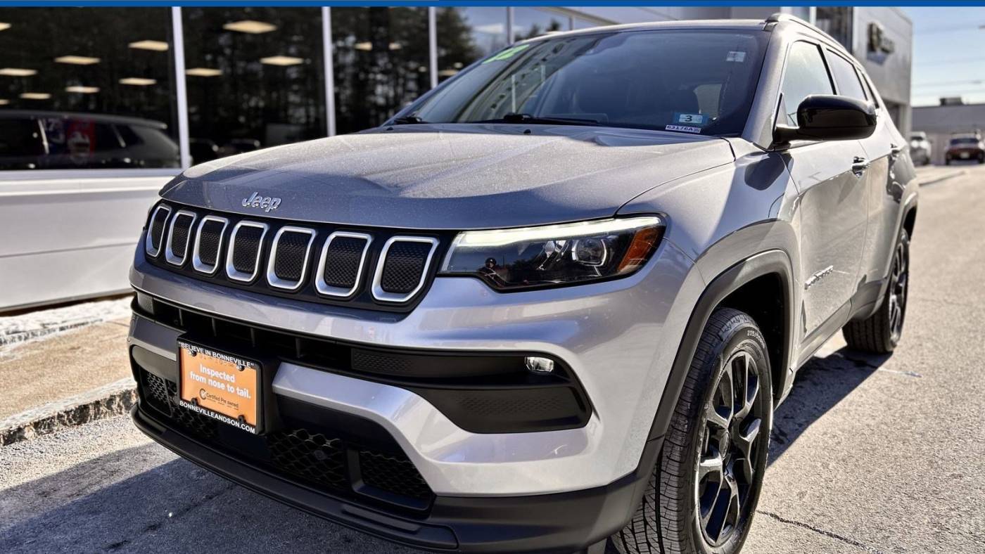 2022 Jeep Compass Latitude Lux — SUV — 23,824 mi — Manchester, NH