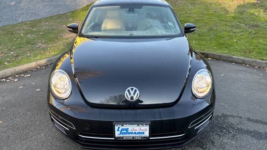 La folle VW Beetle à réaction de 1350 ch est à vendre !