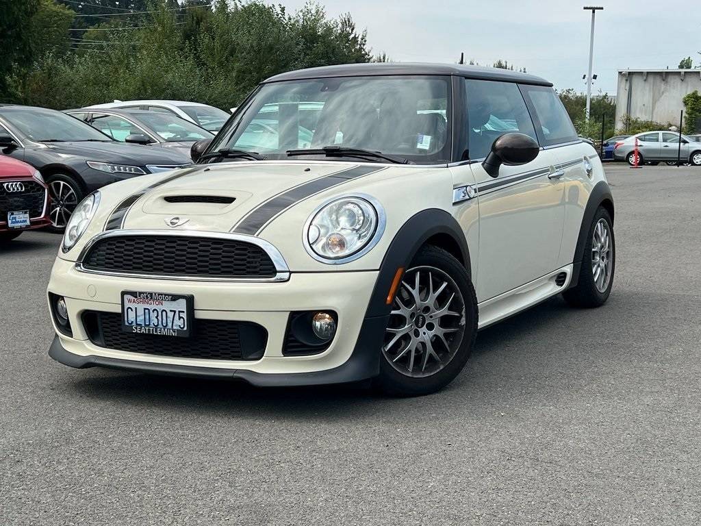 2013 MINI Hardtop Cooper S — Hatchback — 35,254 mi — Kirkland, WA