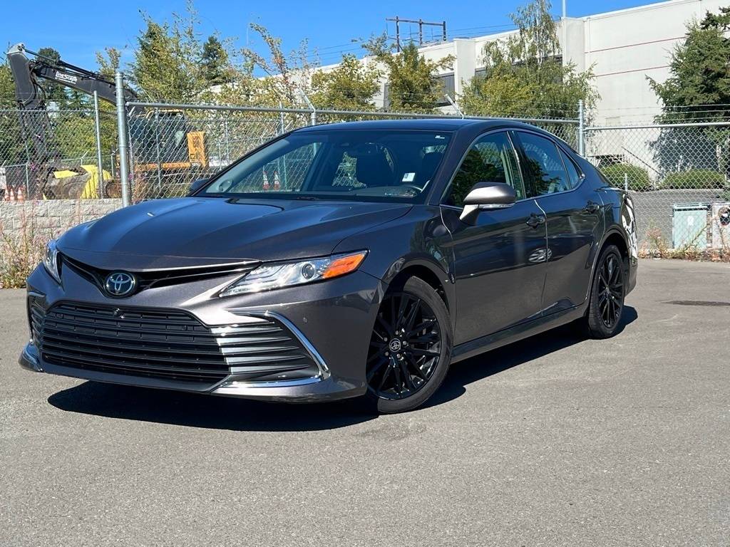 2022 Toyota Camry XLE — Sedan — 30,144 mi — Kirkland, WA