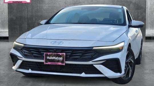 2024 Hyundai Elantra Limited — Sedan — 4,556 mi — Fort Worth, TX