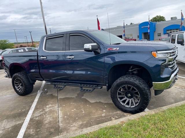2022 Chevrolet Silverado 1500 LTZ — Pickup Truck — 31,412 mi — Zanesville, OH