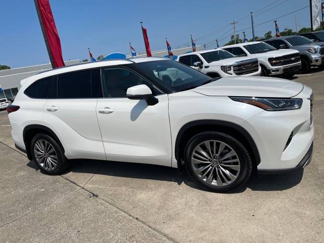 2021 Toyota Highlander Platinum — SUV — 50,893 mi — Zanesville, OH