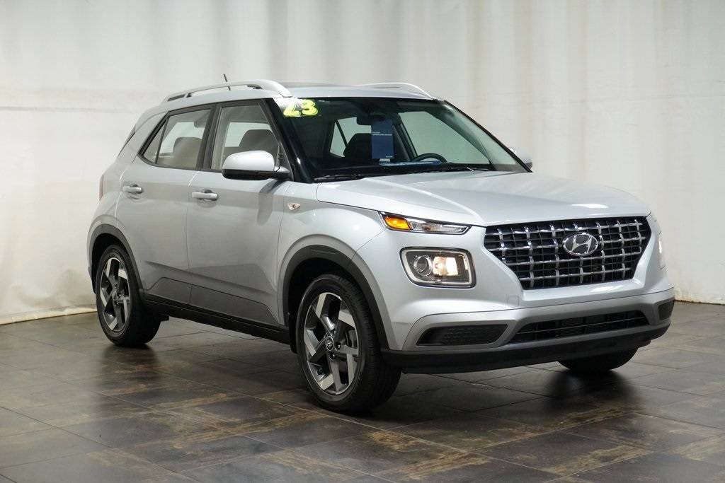 2023 Hyundai Venue SEL — SUV — 12,626 mi — Boardman, OH