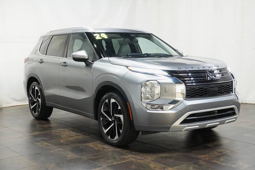 2024 Mitsubishi Outlander SEL — SUV — 24,497 mi — Boardman, OH
