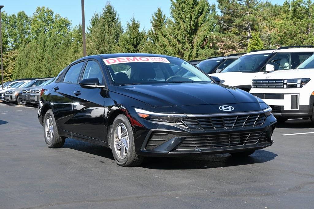 2024 Hyundai Elantra SE — Sedan — 9,482 mi — Boardman, OH