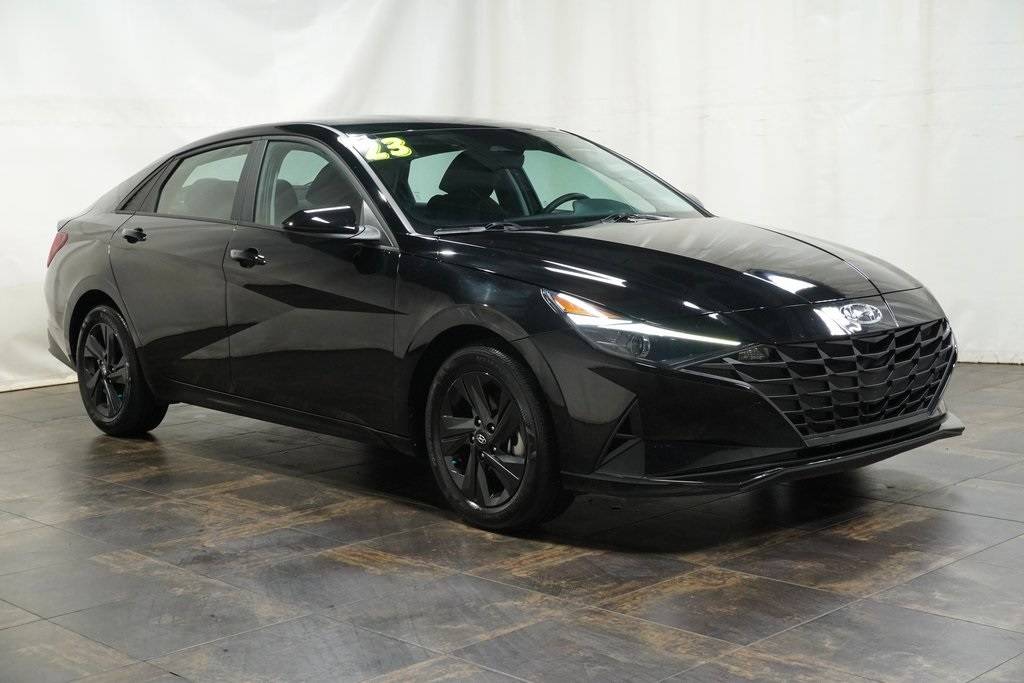 2023 Hyundai Elantra SEL — Sedan — 18,405 mi — Boardman, OH