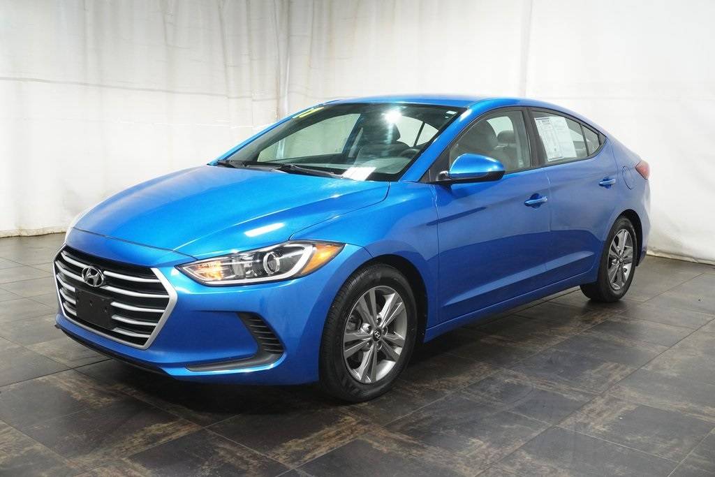 2017 Hyundai Elantra SE — Sedan — 79,652 mi — Boardman, OH