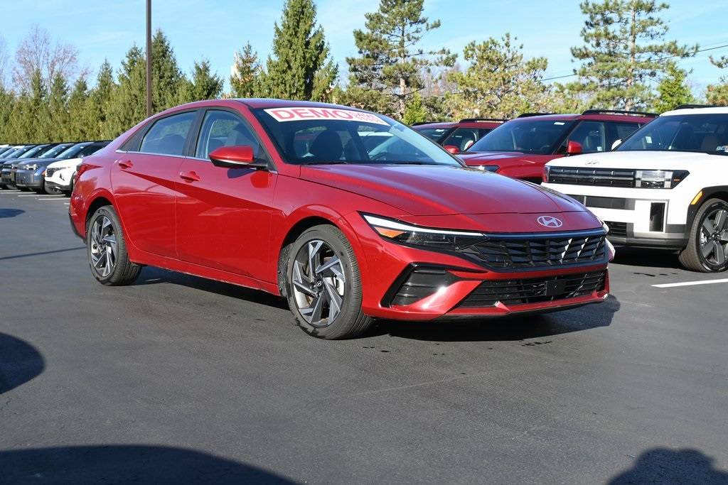 2024 Hyundai Elantra SEL — Sedan — 11,040 mi — Boardman, OH