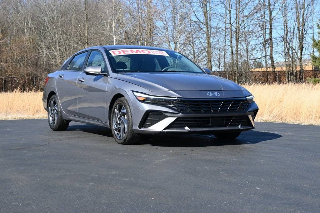 2024 Hyundai Elantra SEL — Sedan — 13,428 mi — Boardman, OH