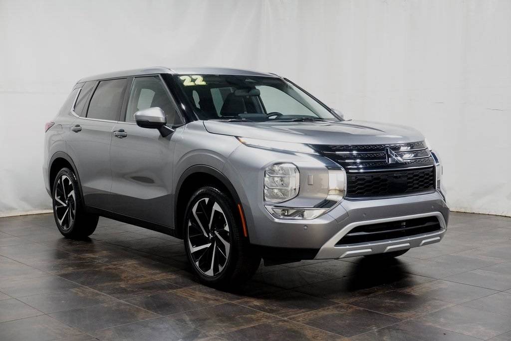 2022 Mitsubishi Outlander SE — SUV — 25,342 mi — Boardman, OH