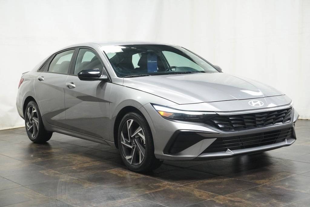 2025 Hyundai Elantra SEL Sport — Sedan — 11,456 mi — Boardman, OH