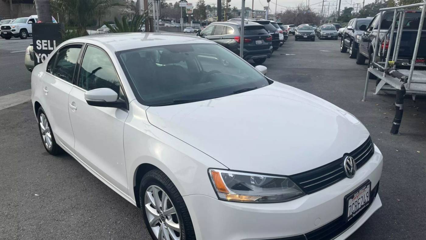 2014 Volkswagen Jetta 1.8T SE — Sedan — 102,142 mi — San Mateo, CA