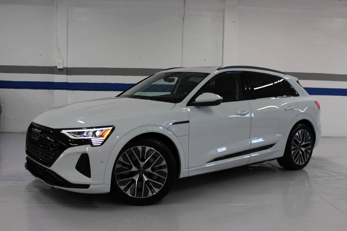 2024 Audi Q8 e-tron Premium Plus — SUV — 10,118 mi — San Mateo, CA