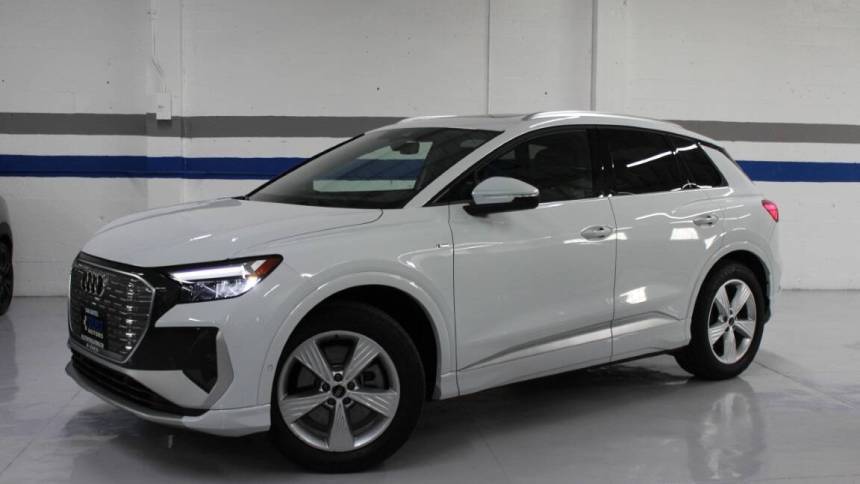 2024 Audi Q4 e-tron Premium Plus — SUV — 3,830 mi — San Mateo, CA