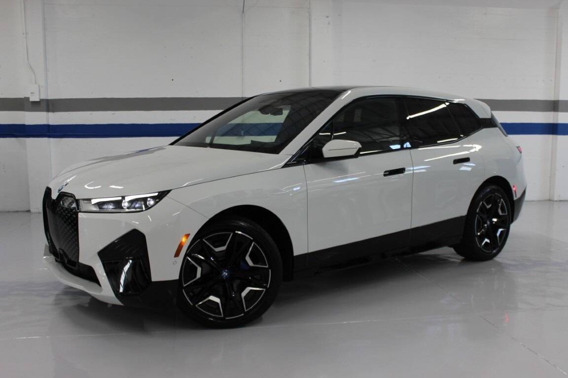 2024 BMW iX xDrive50 — SUV — 28,431 mi — San Mateo, CA