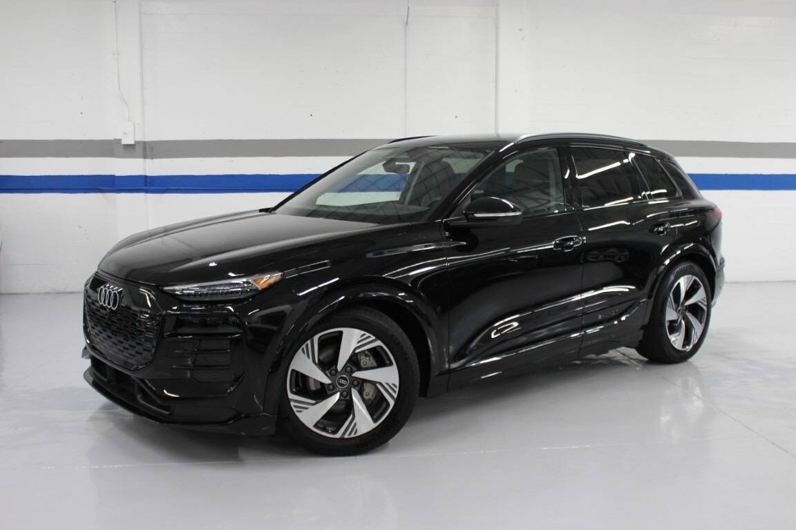 2025 Audi Q6 e-tron Prestige — SUV — 230 mi — San Mateo, CA