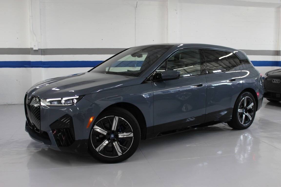 2024 BMW iX xDrive50 — SUV — 33,260 mi — San Mateo, CA