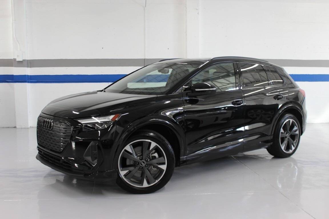 2024 Audi Q4 e-tron Premium Plus — SUV — 3,780 mi — San Mateo, CA