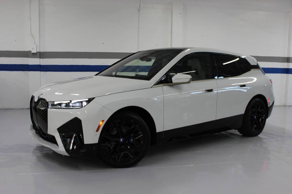 2023 BMW iX M60 — SUV — 22,445 mi — San Mateo, CA