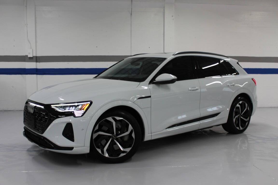 2024 Audi Q8 e-tron Prestige — SUV — 27,740 mi — San Mateo, CA