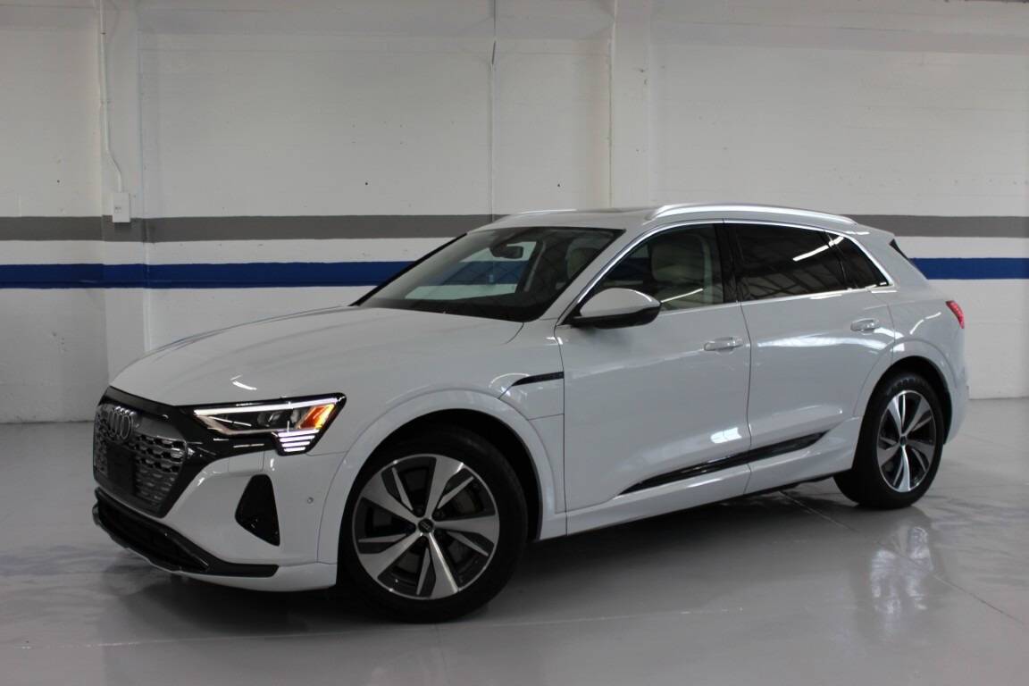 2024 Audi Q8 e-tron Premium Plus — SUV — 10,280 mi — San Mateo, CA