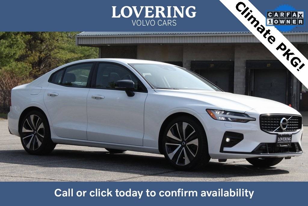 2022 Volvo S60 Momentum — Sedan — 31,501 mi — Nashua, NH