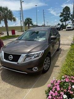 2016 Nissan Pathfinder SL — SUV — 111,078 mi — Opelousas, LA