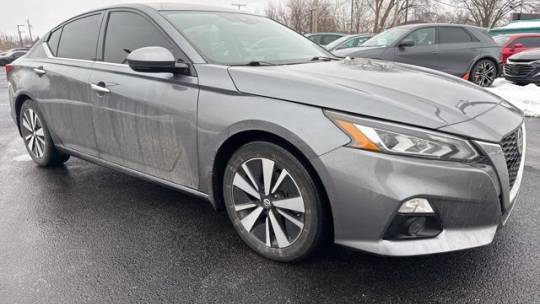 2020 Nissan Altima SV — Sedan — 80,294 mi — Highland, IN