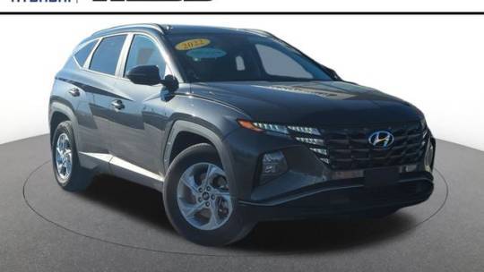 2022 Hyundai Tucson SEL — SUV — 27,293 mi — Highland, IN