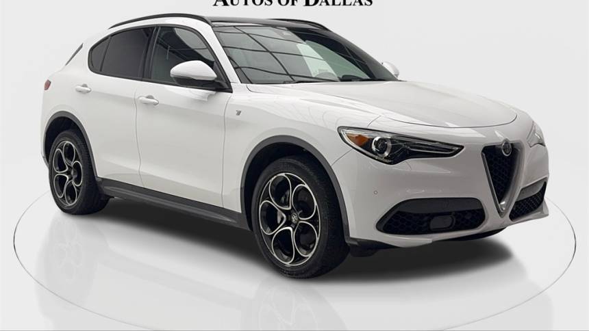 2022 Alfa Romeo Stelvio Ti — SUV — 26,215 mi — Plano, TX
