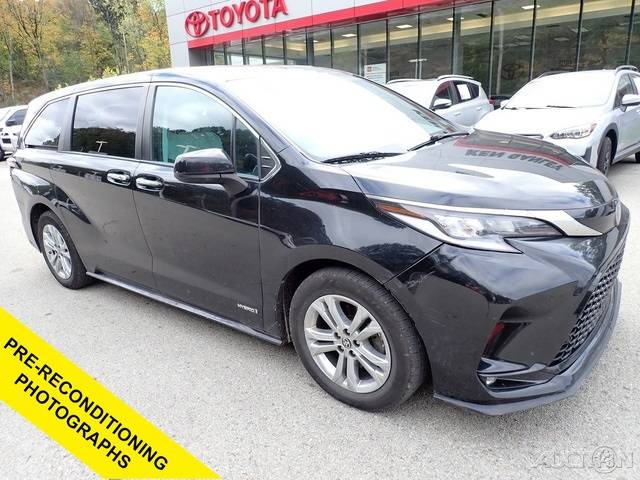 2021 Toyota Sienna XSE — Minivan — 69,975 mi — Pleasant Hills, PA