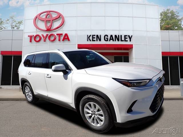 2025 Toyota Grand Highlander XLE — SUV — 5,181 mi — Pleasant Hills, PA