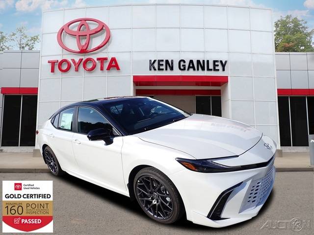 2025 Toyota Camry Hybrid XSE — Sedan — 5 mi — Pleasant Hills, PA