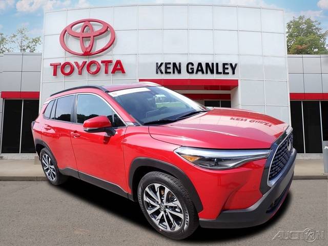 2022 Toyota Corolla Cross XLE — SUV — 10,817 mi — Pleasant Hills, PA