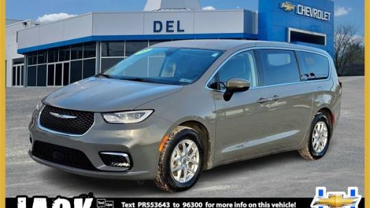 2023 Chrysler Pacifica Touring L — Minivan — 65,600 mi — Paoli, PA