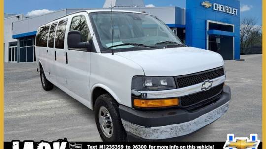 2021 Chevrolet Express Passenger LT — Passenger Van — 59,862 mi — Paoli, PA