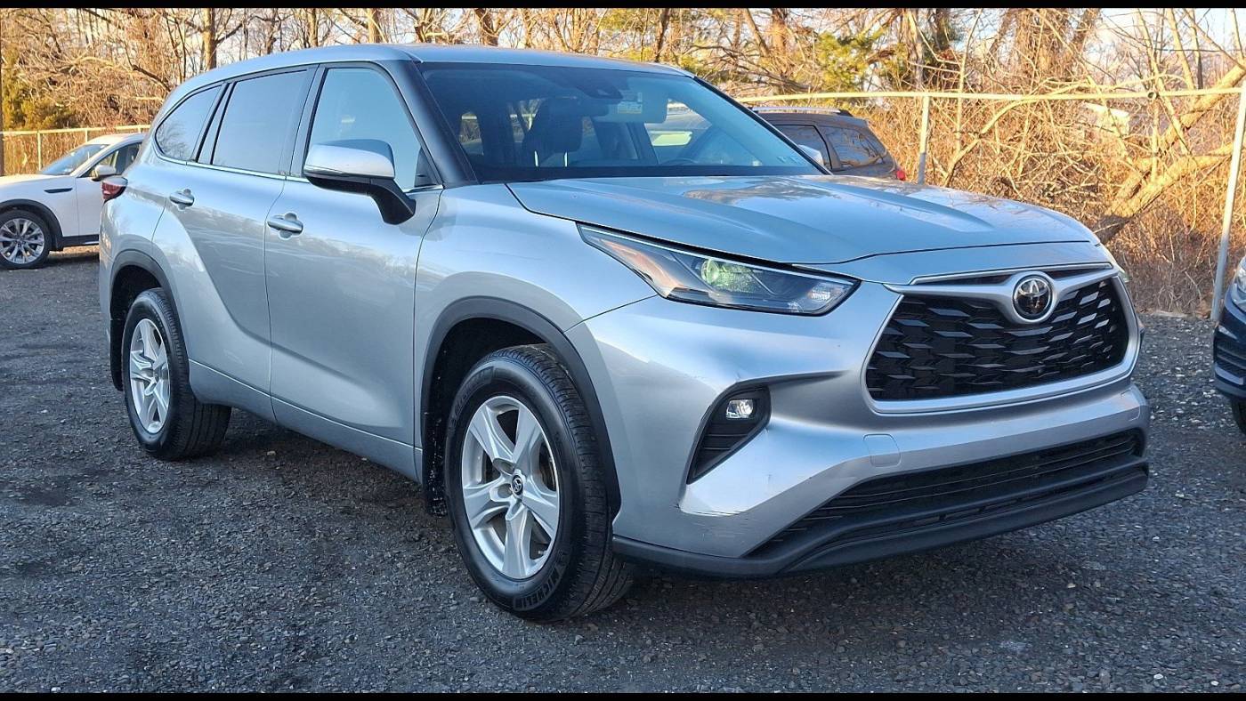 2022 Toyota Highlander LE — SUV — 62,727 mi — Trevose, PA