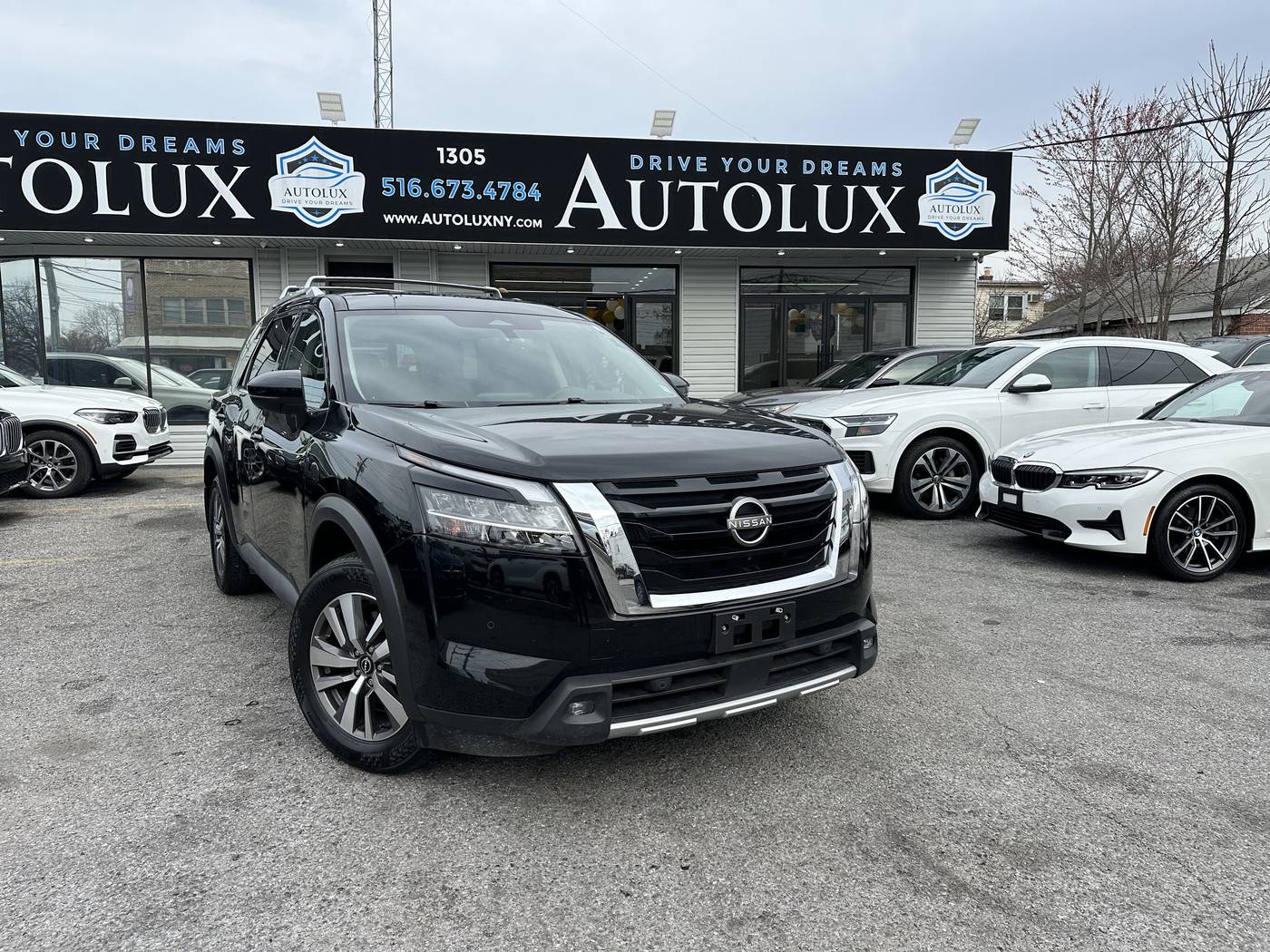 2022 Nissan Pathfinder SL — SUV — 44,799 mi — Elmont, NY
