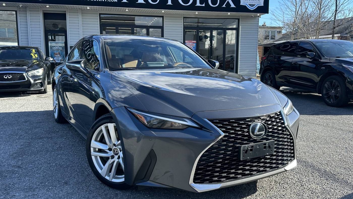 2021 Lexus IS IS 300 — Sedan — 39,589 mi — Elmont, NY
